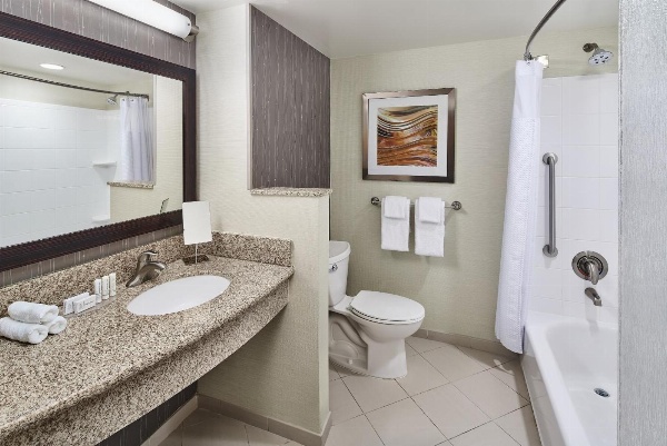 Courtyard by Marriott Shreveport-Bossier City/Louisiana Boardwalk image 2